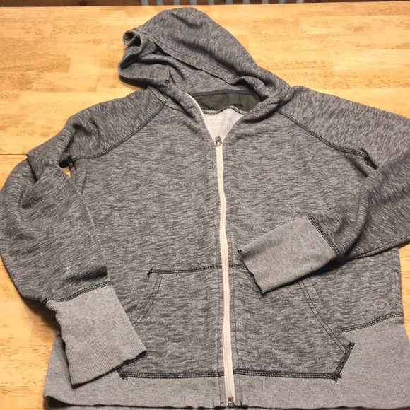 Bundle of 7 tops and sweatshirts - Picture 9 of 11